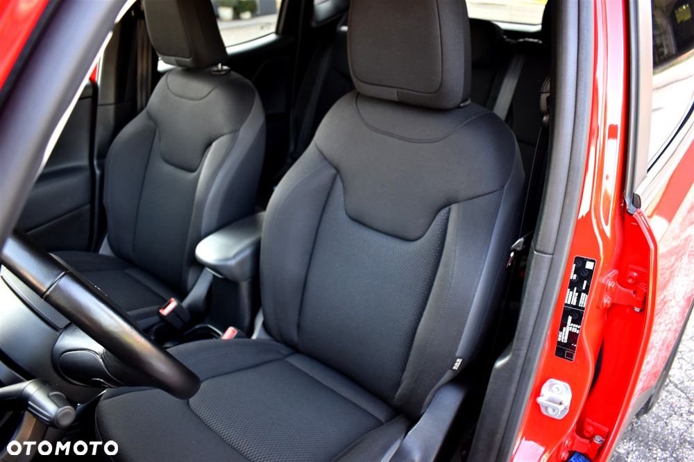 Jeep Renegade 1.3 T-GDI Night Eagle - 14