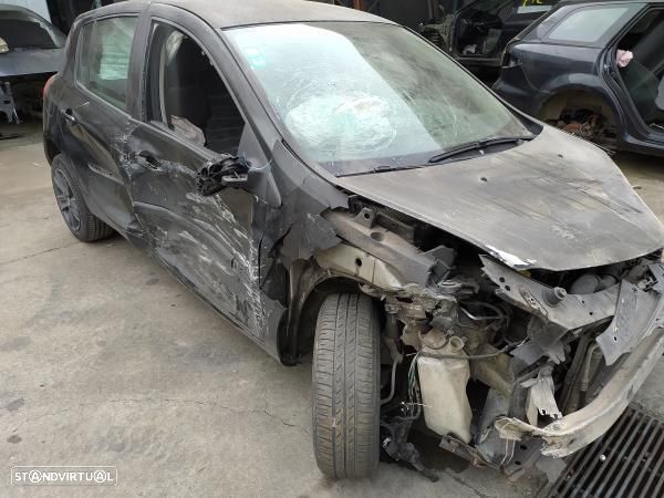 Para Peças Renault Clio Iii (Br0/1, Cr0/1) - 2