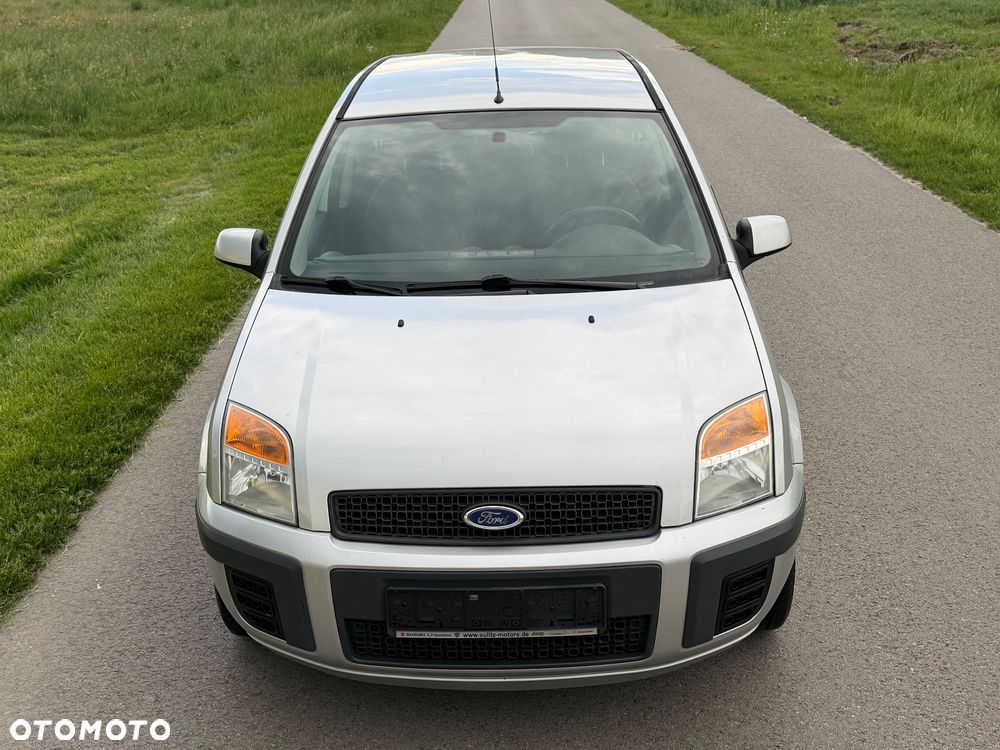 Ford Fusion 1.4 Elegance - 11