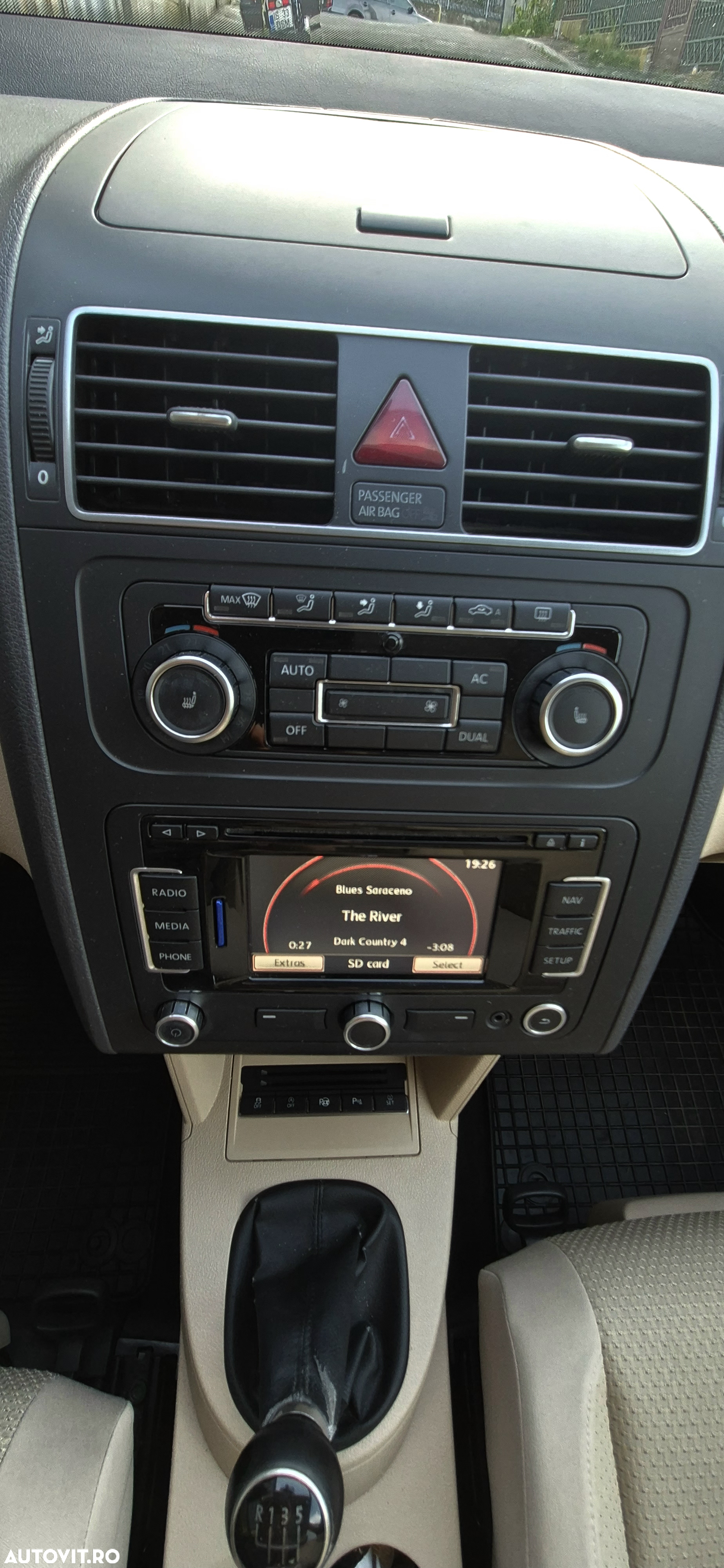 Volkswagen Touran 1.6 TDI BlueMotion Technology Comfortline - 6