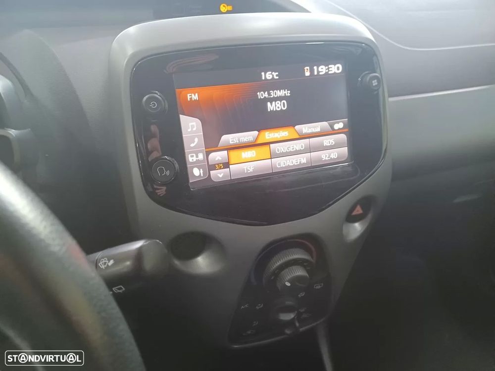 Toyota Aygo 1.0 X-Clusiv - 17