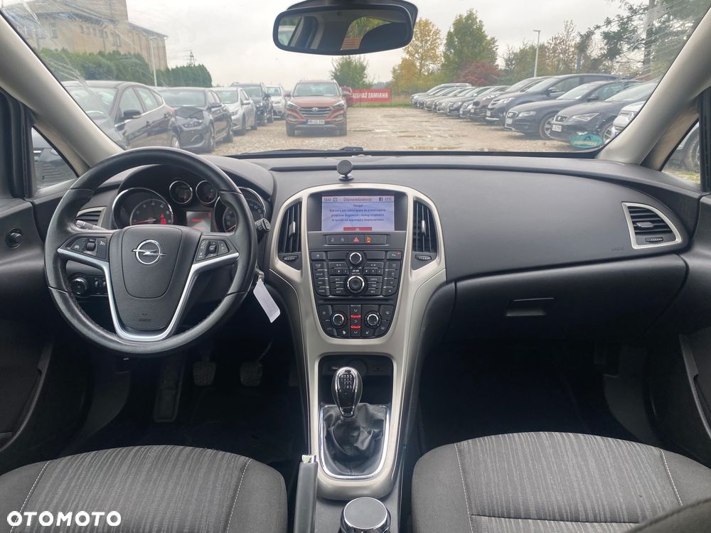 Opel Astra 1.4 Turbo Design Edition - 36