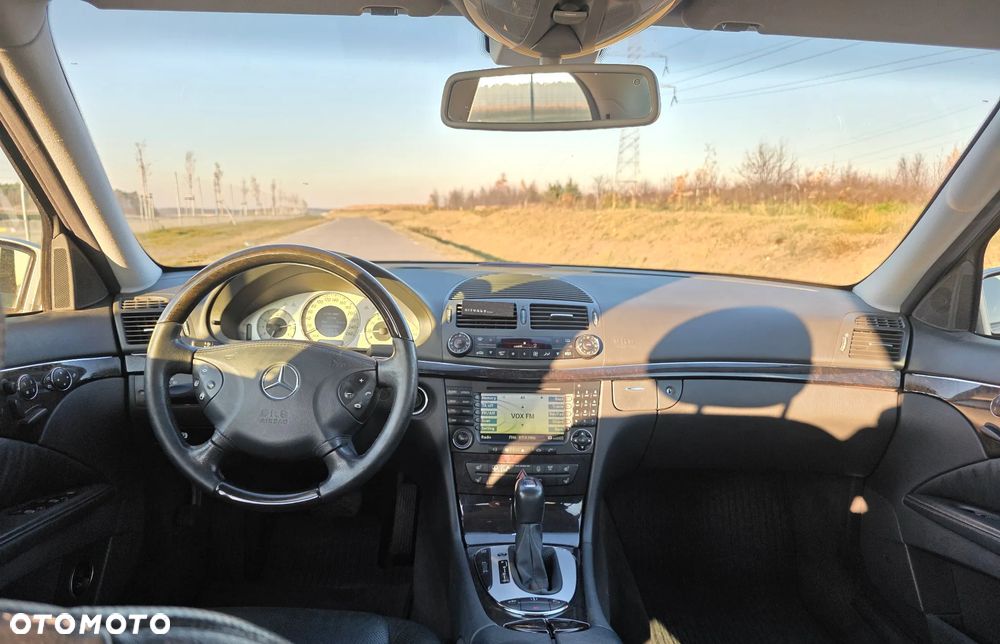 Mercedes-Benz Klasa E - 29