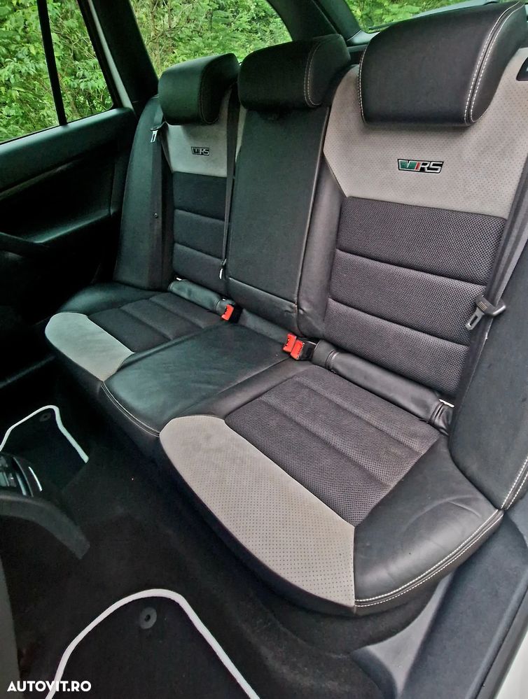 Skoda Octavia 2.0 TDI CR DPF RS - 13