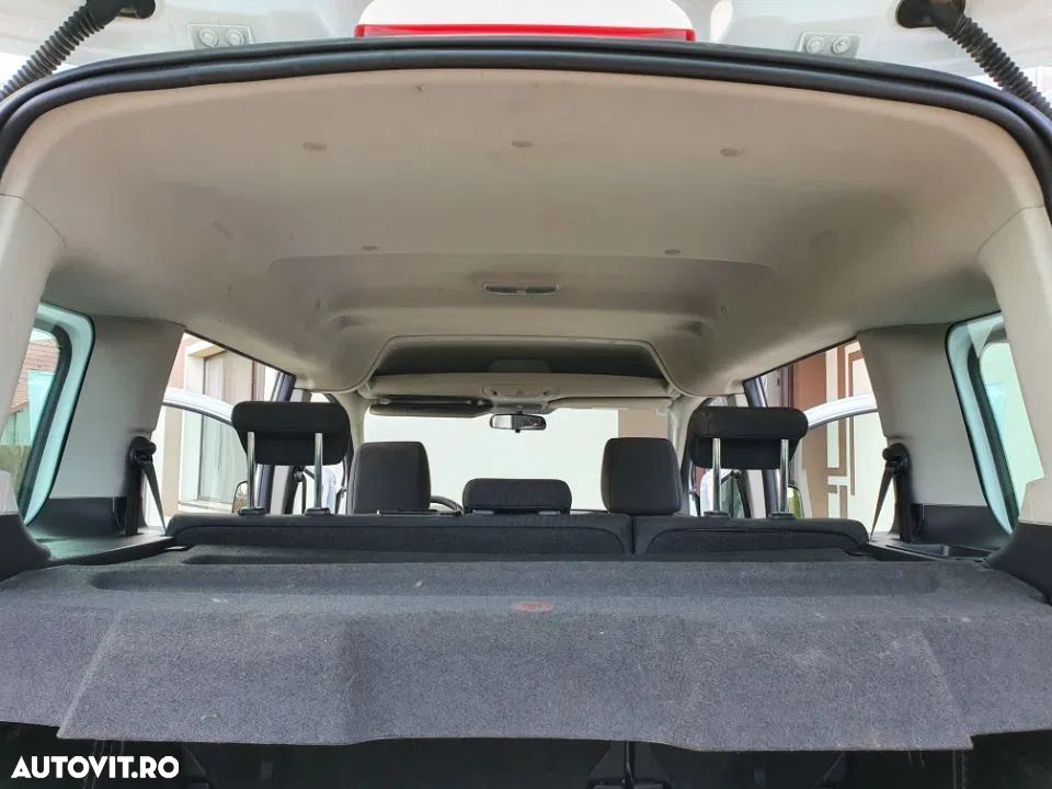 Ford Tourneo Connect - 20