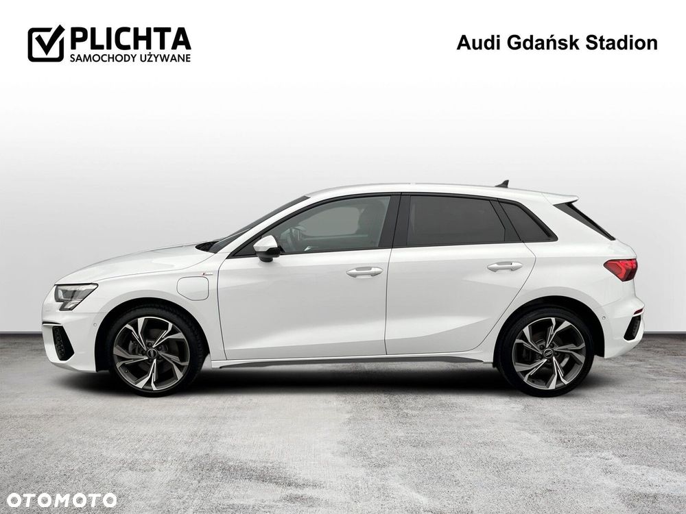 Audi A3 Sportback - 2