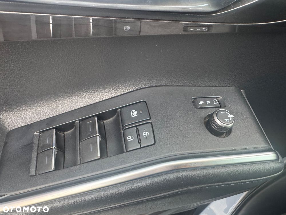 Toyota Highlander 2.5 Hybrid Executive - 28