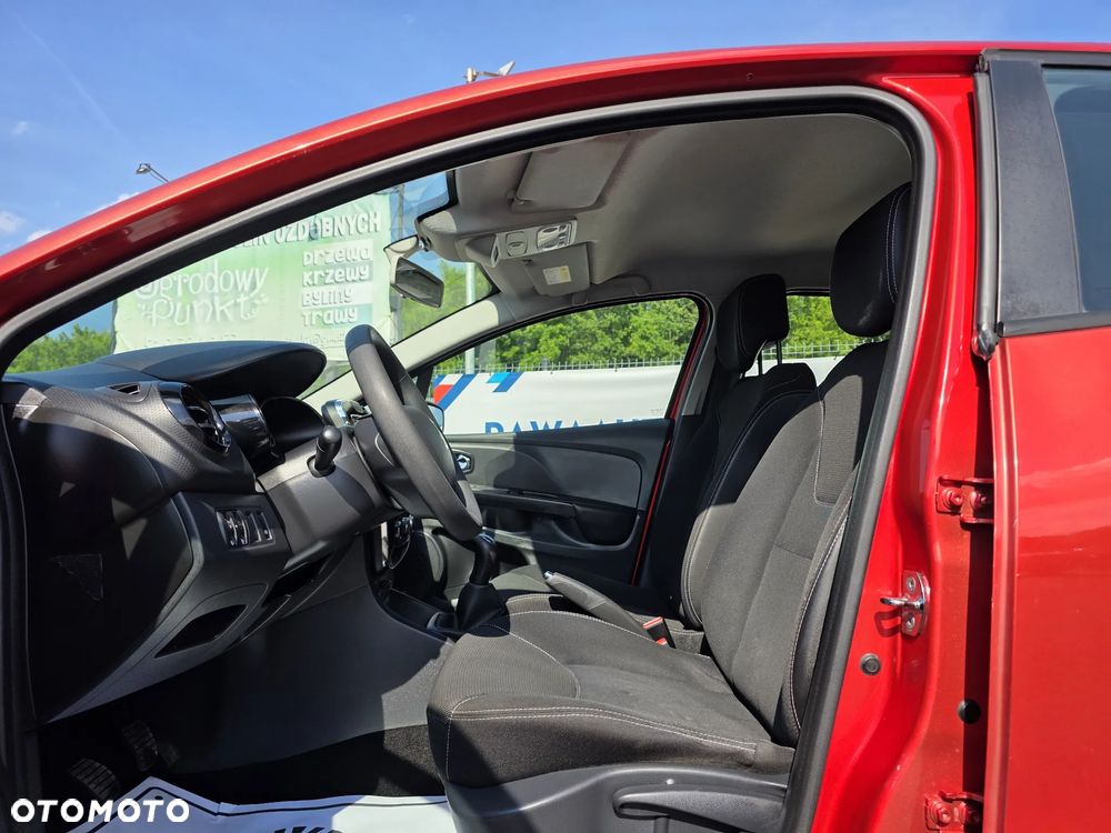 Renault Clio TCe 90 Dynamique - 11