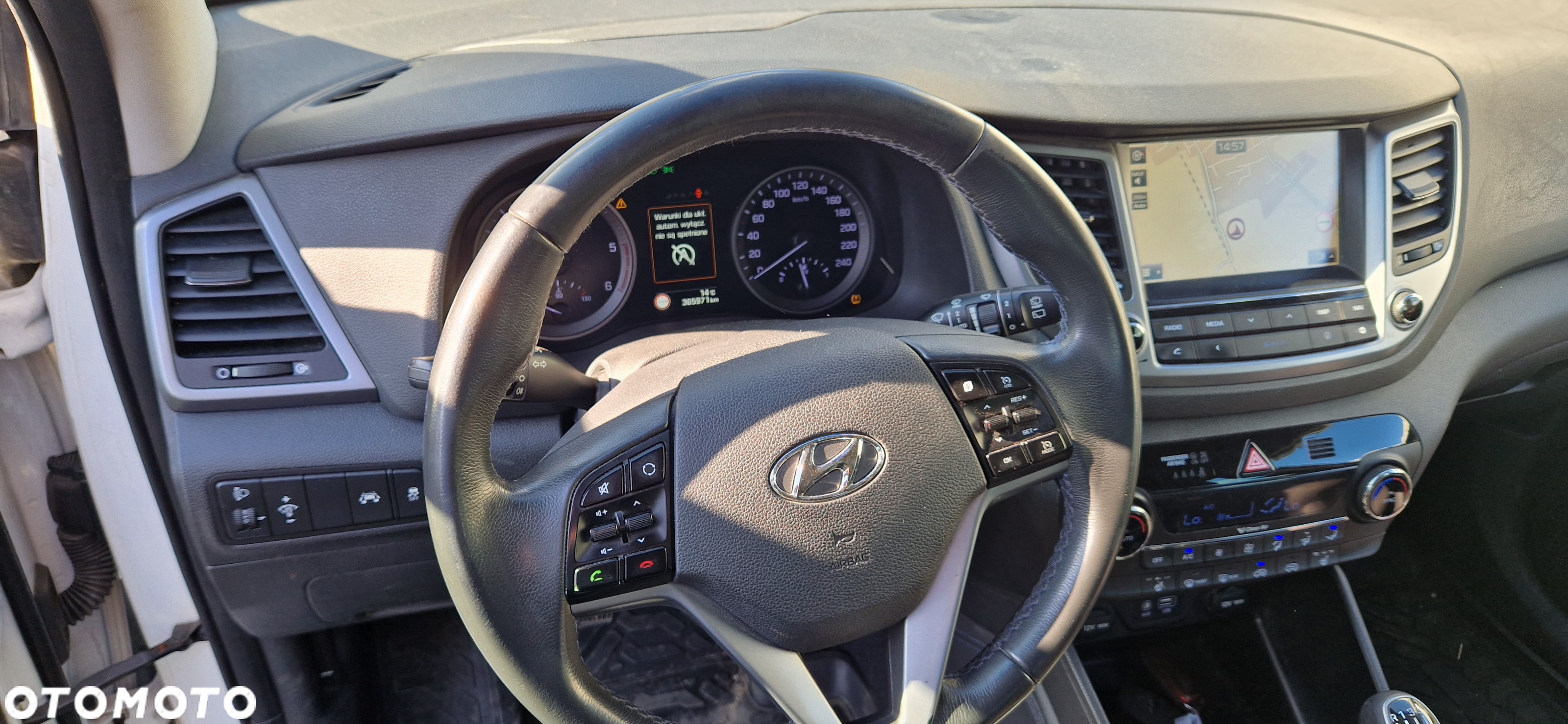 Hyundai Tucson blue 1.7 CRDi 2WD Intro Edition - 6