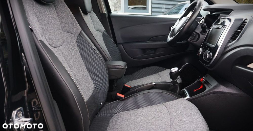 Renault Captur - 19