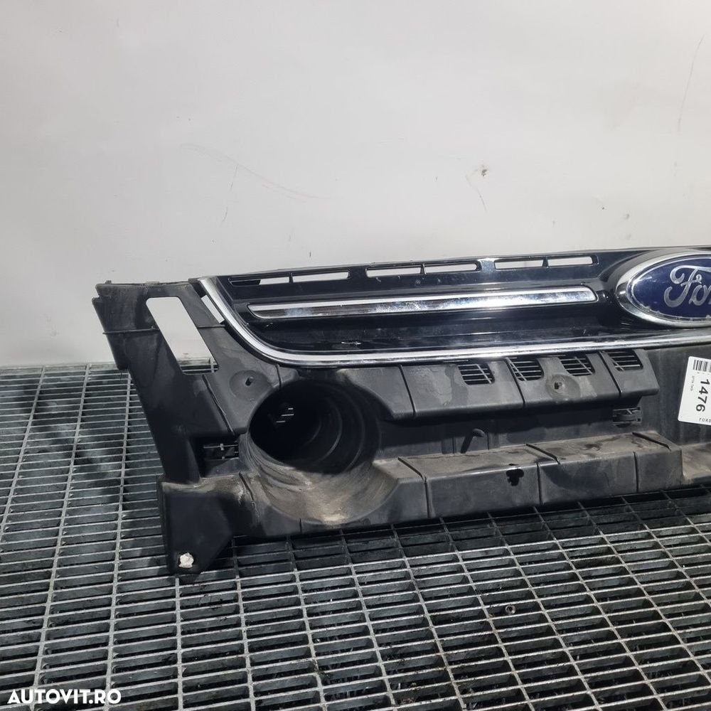 Grila fata Ford Kuga II 2012 - 2014 (1476) - 2
