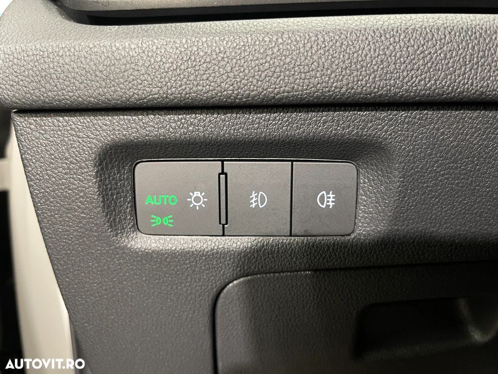 Skoda Octavia 2.0 TDI Ambition - 19