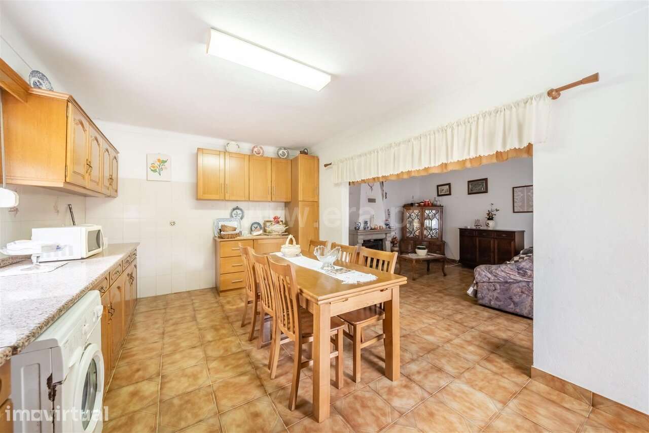 Moradia Geminada T2 / Fundão, Alcaide - Grande imagem: 2/20