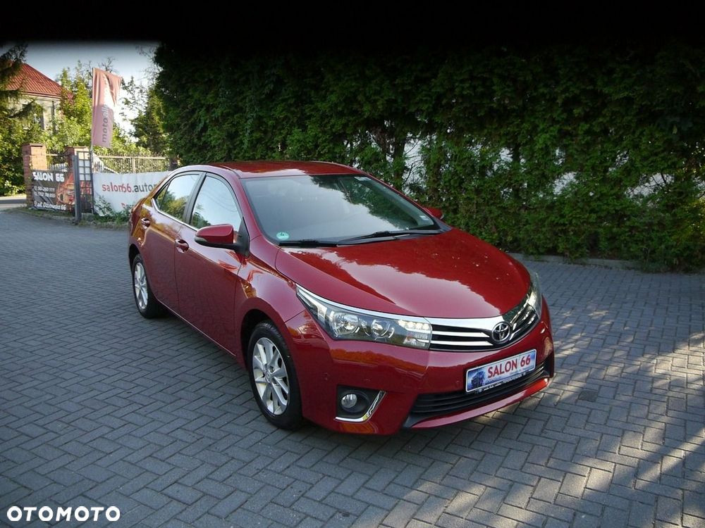 Toyota Corolla 1.6 Premium + - 13