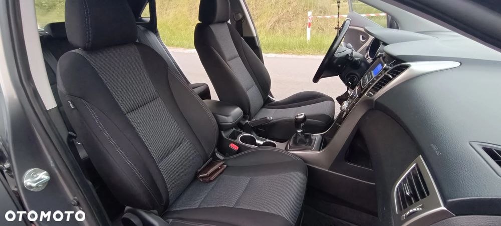 Hyundai i30 1.4 Fifa World Cup Edition - 15
