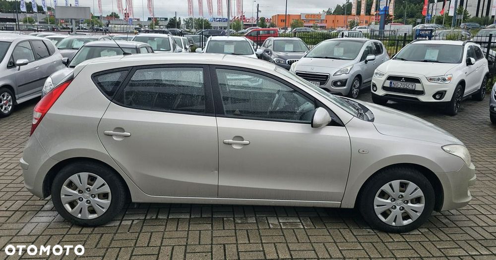 Hyundai i30 1.4 Classic + EU5 - 4