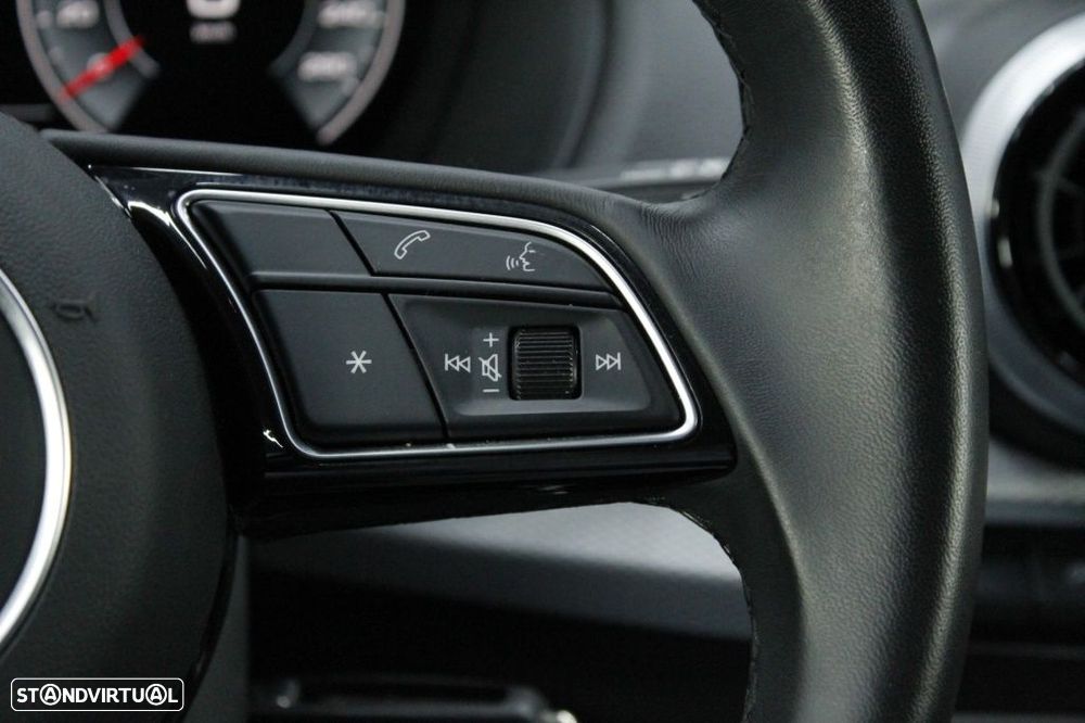 Audi Q2 30 TFSI Advanced - 25
