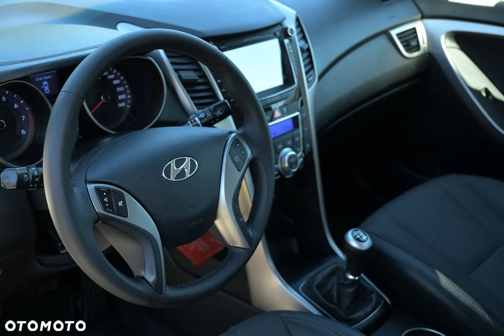 Hyundai i30 1.4 Edition Plus - 24