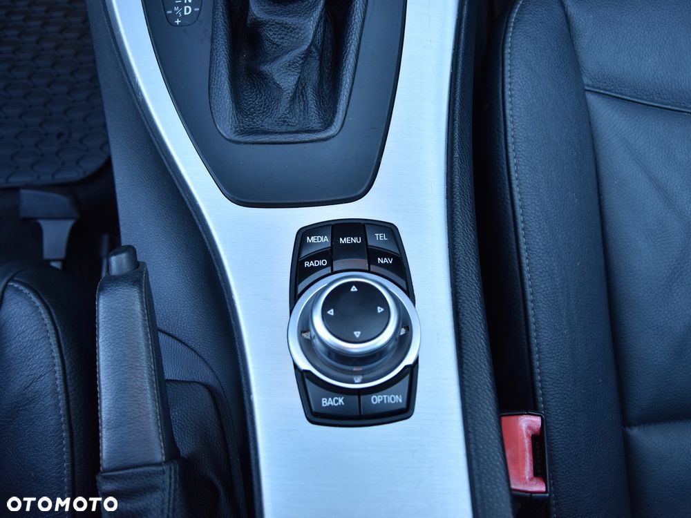 BMW Seria 3 318d DPF Edition Exclusive - 19