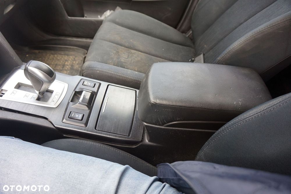 TUNEL ŚRODKOWY PODŁOKIETNIK OUTBACK IV BR  SUBARU 2009-2014 - 1