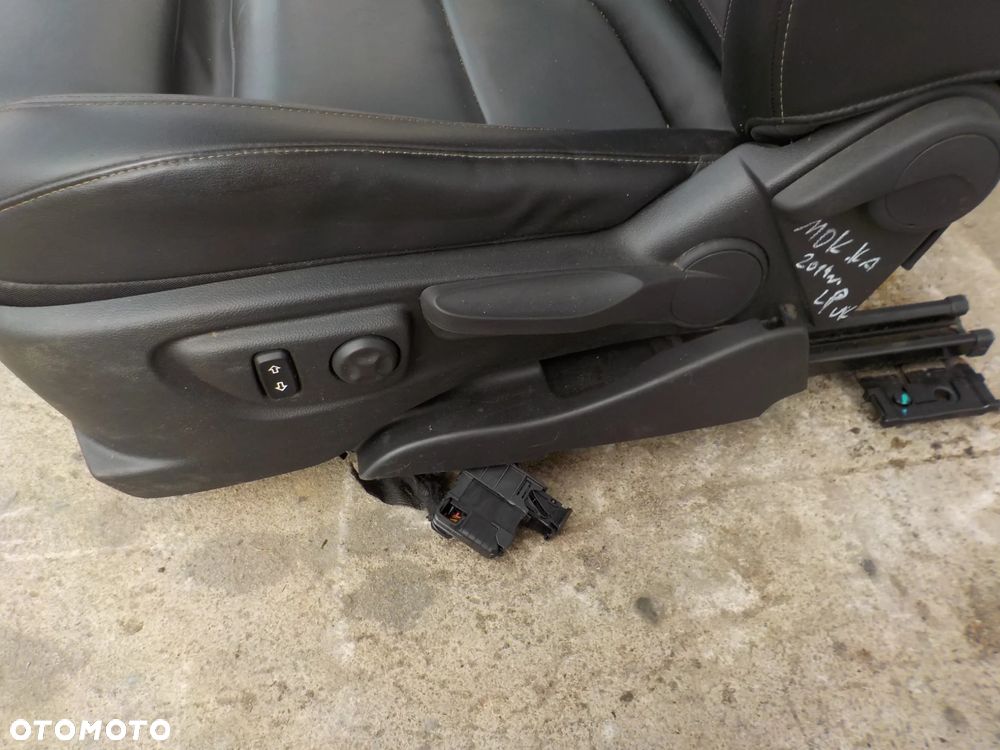 OPEL MOKKA I FOTEL LEWY PRZÓD SKÓRA UK - 4