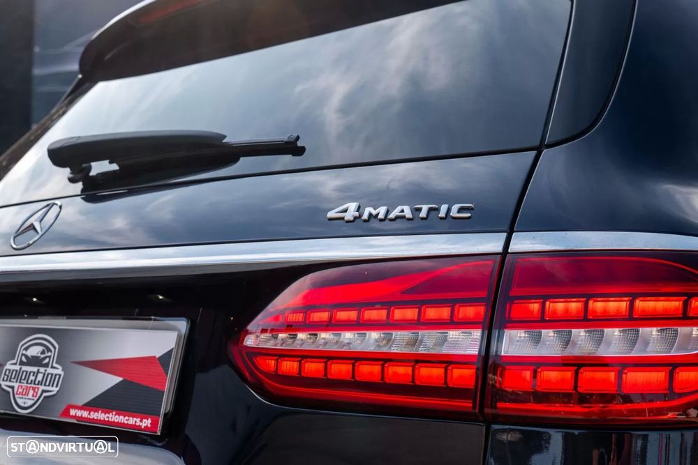 Mercedes-Benz E 300 de 4Matic T 9G-TRONIC AMG Line - 9