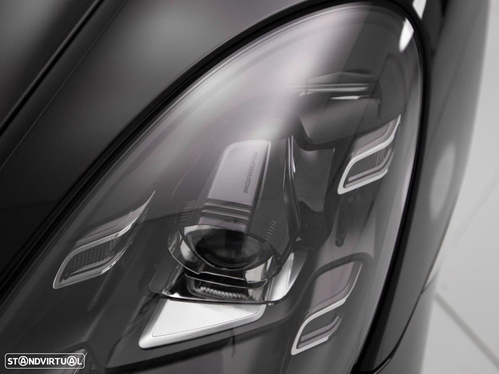 Porsche 718 Cayman - 10