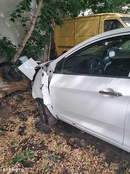 Kia Picanto - 5