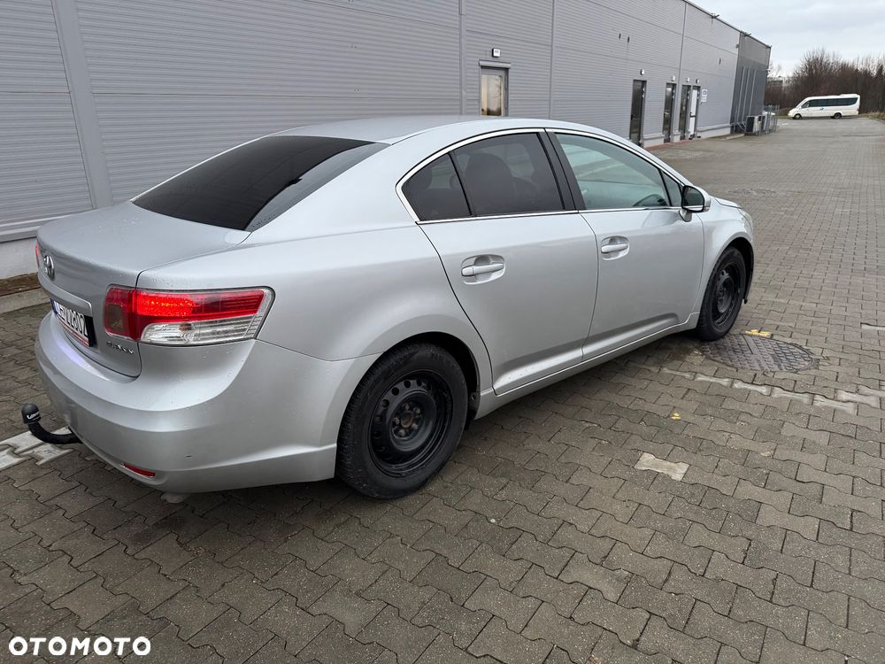Toyota Avensis 2.0 D-4D - 4