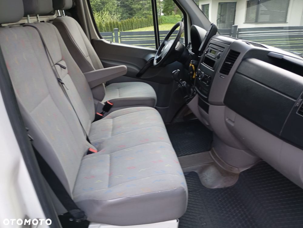 Volkswagen CRAFTER - 9