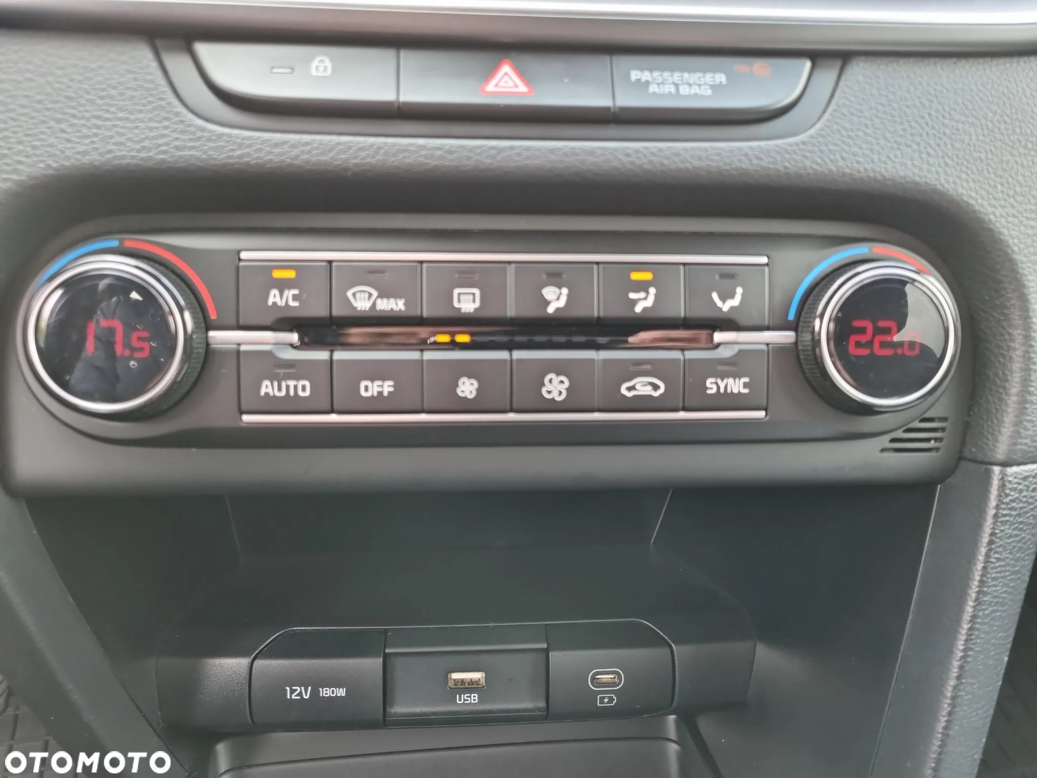 Kia XCeed 1.5 T-GDI M - 20