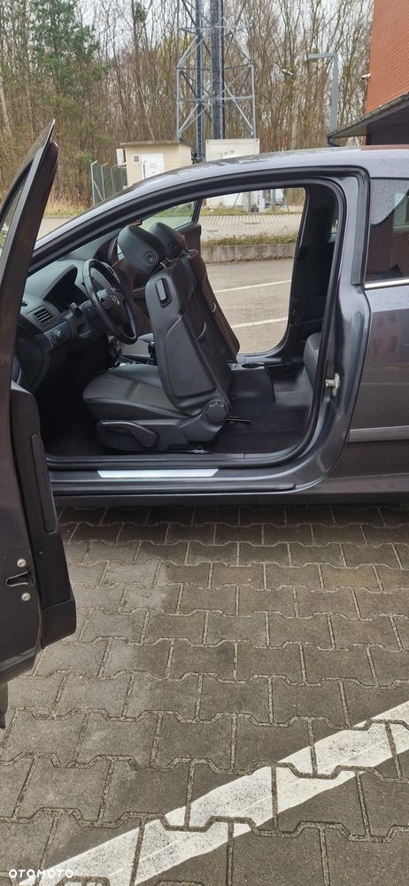 Opel Astra 1.8 Selection 110 Jahre - 23