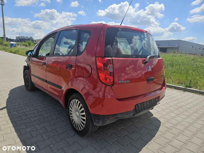 Mitsubishi Colt 1.1 Invite - 3