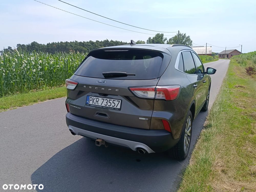 Ford Kuga - 12