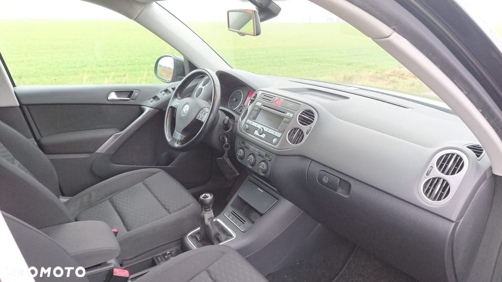 Volkswagen Tiguan 1.4 TSI BlueMotion Technology Trend & Fun - 9