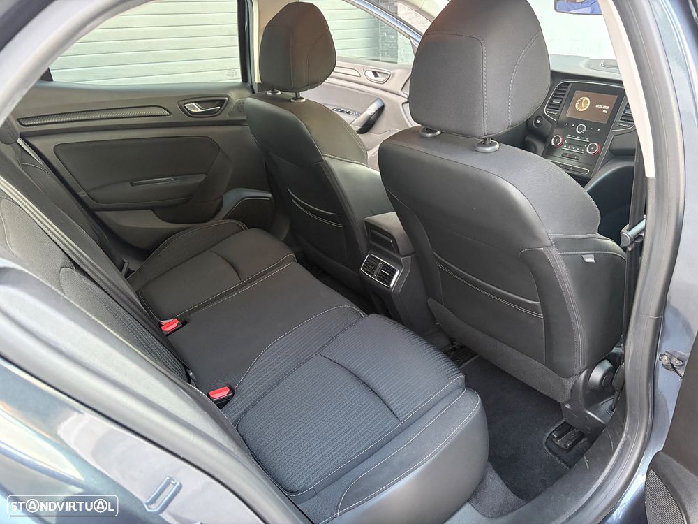 Renault Mégane BLUE dCi 115 ZEN - 17