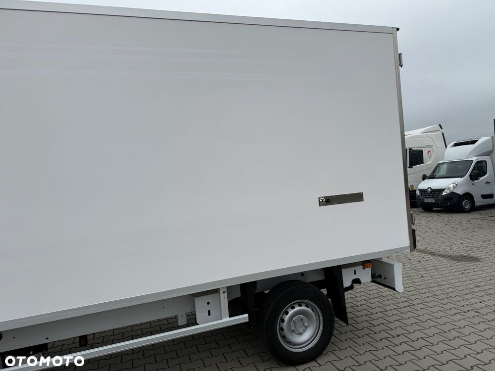 Renault MASTER 145 / CHŁODNIA / WTYKA 220V / NOWY MODEL / FRANCJI / STAN BDB / / / - 10