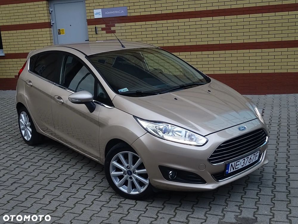 Ford Fiesta 1.0 EcoBoost Powershift Titanium - 40