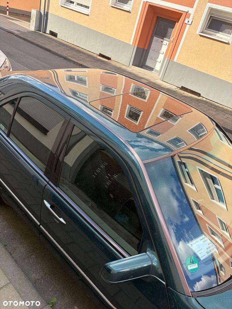 Mercedes-Benz Klasa C 180 Elegance - 2