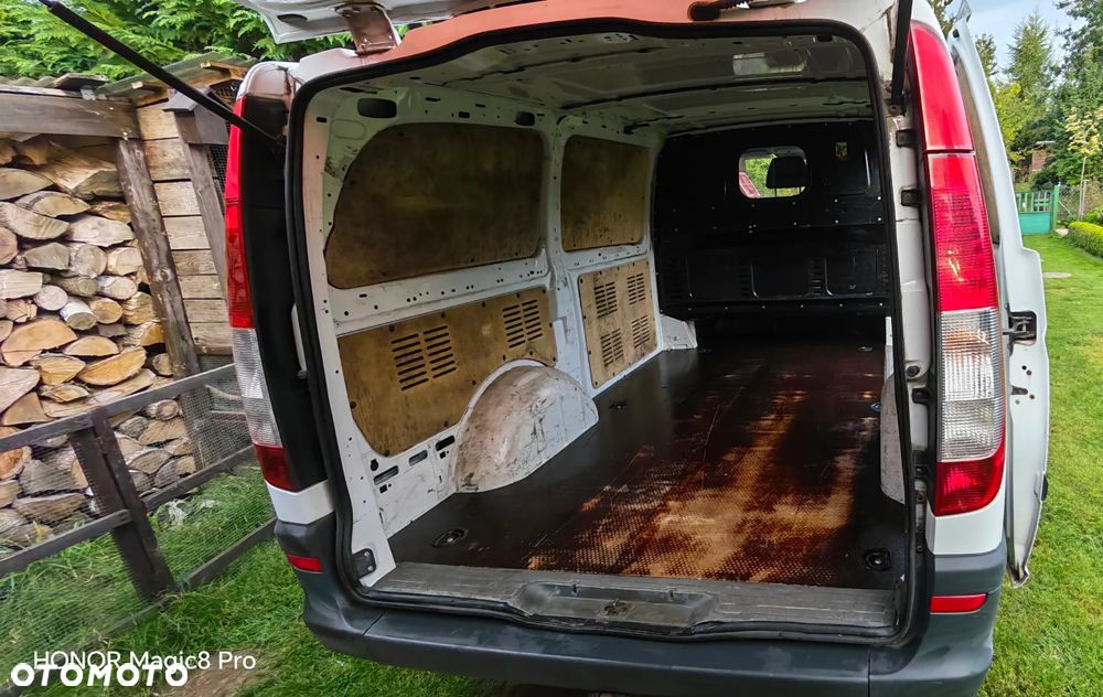 Mercedes-Benz Vito Univan 639.603 - 12