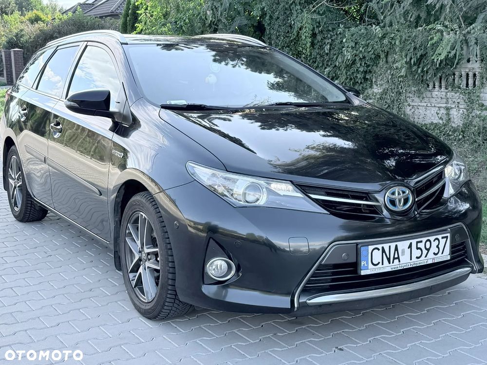 Toyota Auris 1.8 HSD Prestige - 1