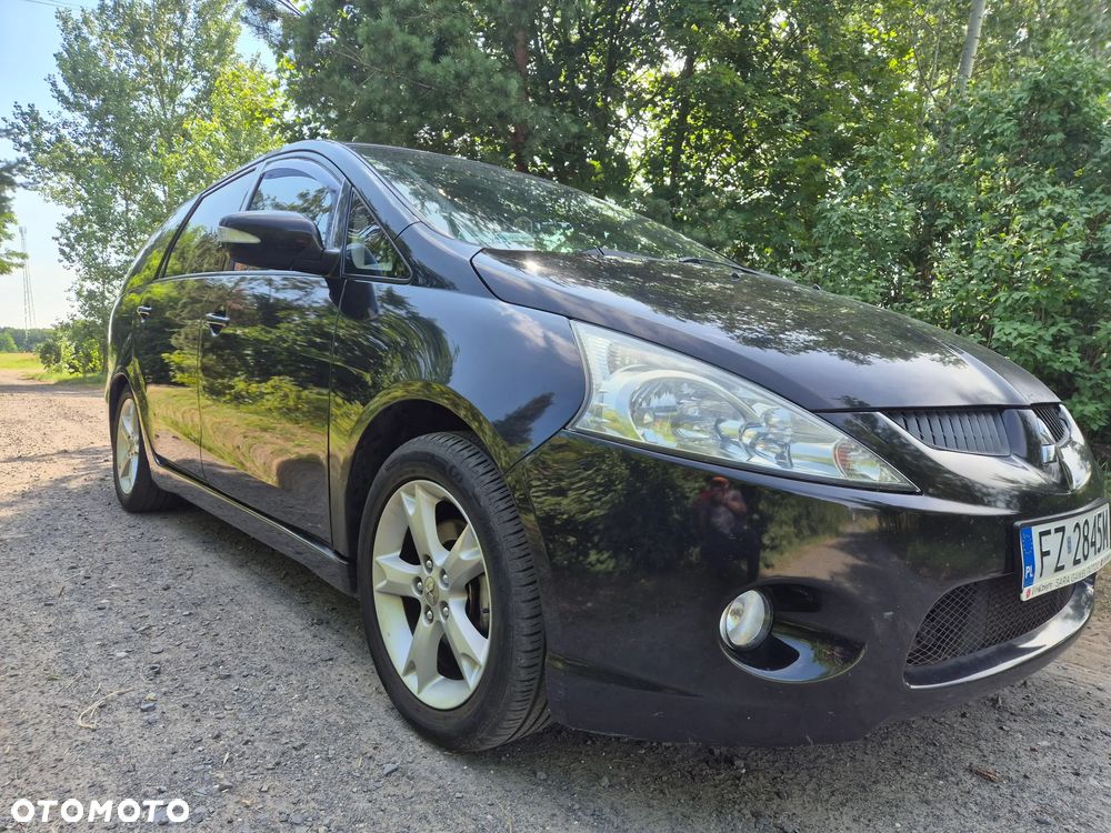 Mitsubishi Grandis 2.0 DI-D 7-Sitzer Intense - 3