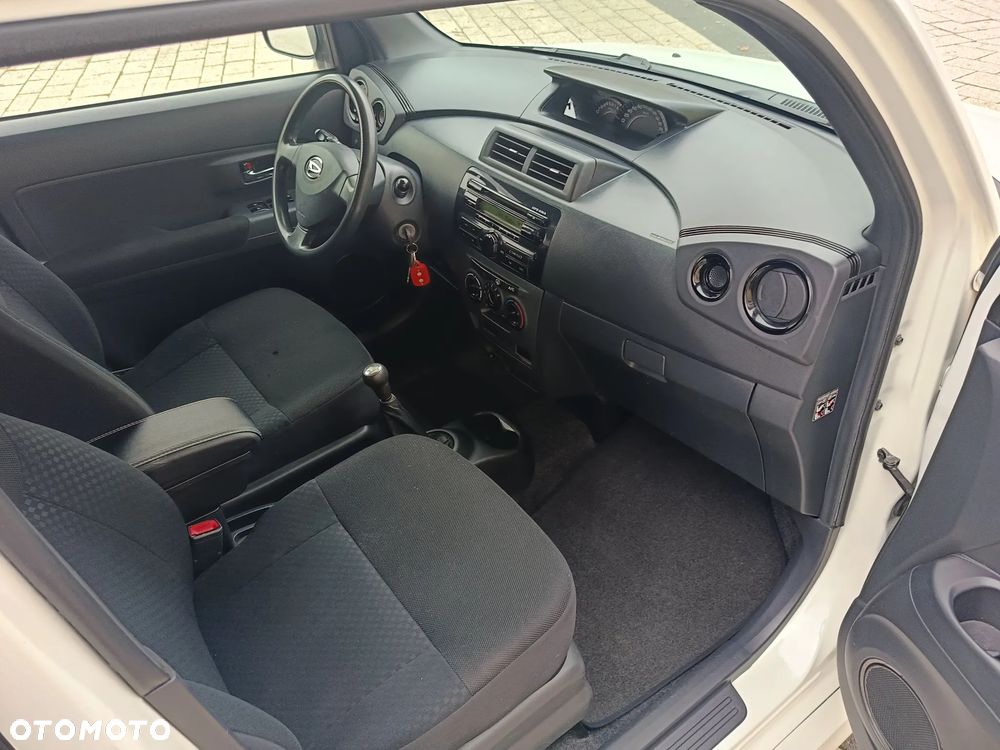 Daihatsu Materia - 7