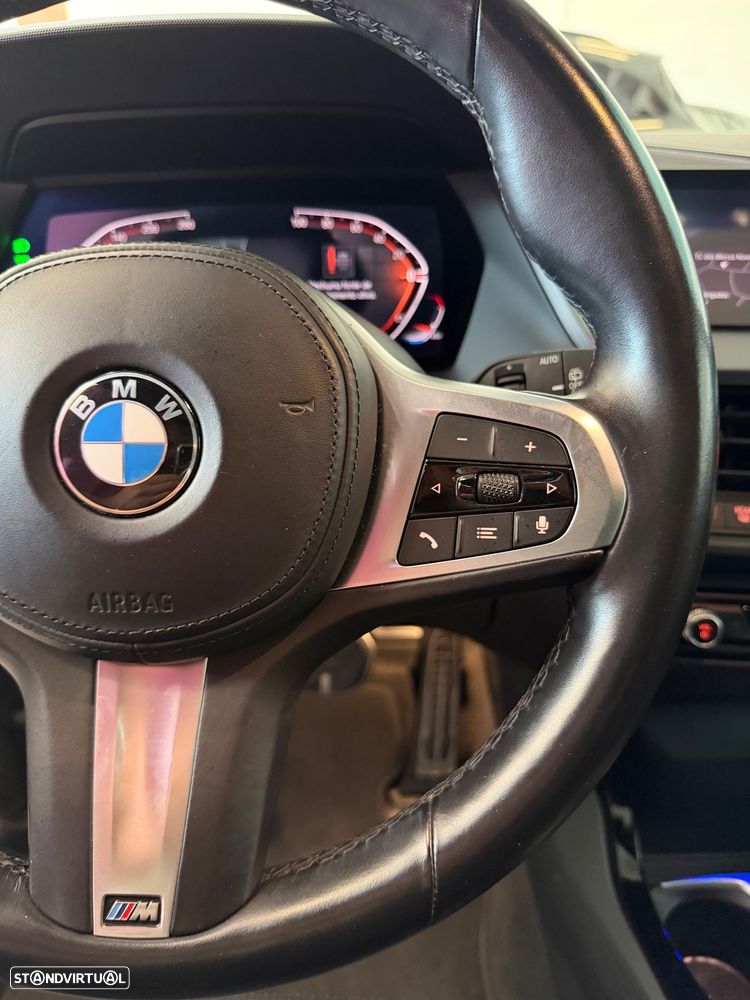 BMW 116 d Pack Desportivo M Auto - 18