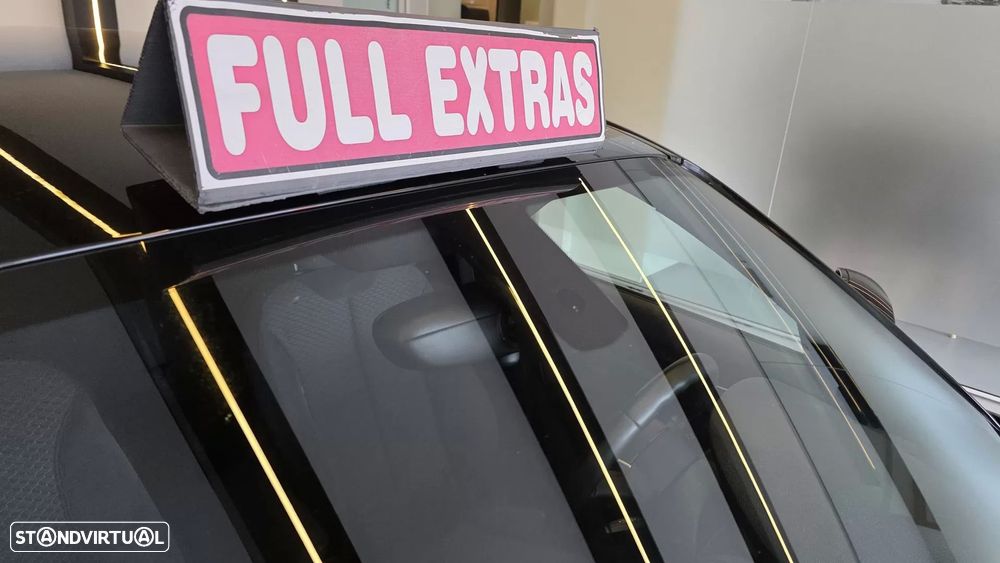 BMW 118 d Pack M - 21