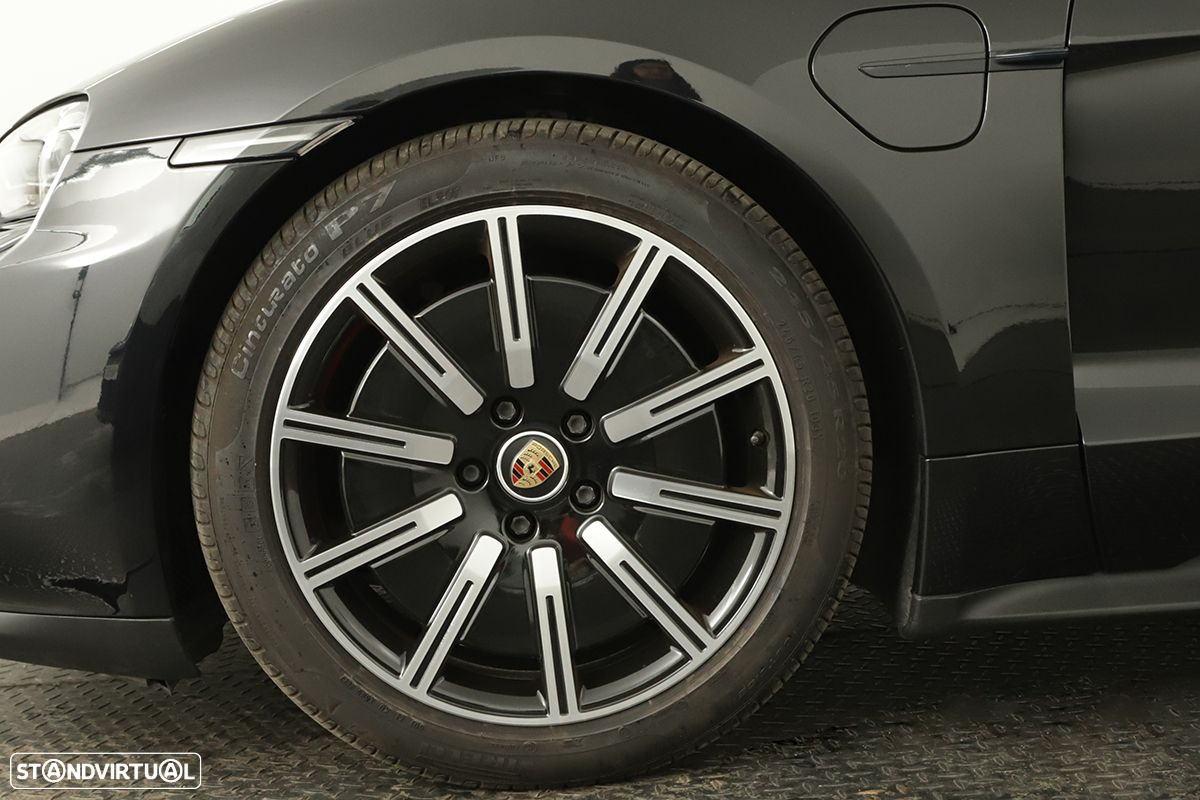 Porsche Taycan 4S - 5
