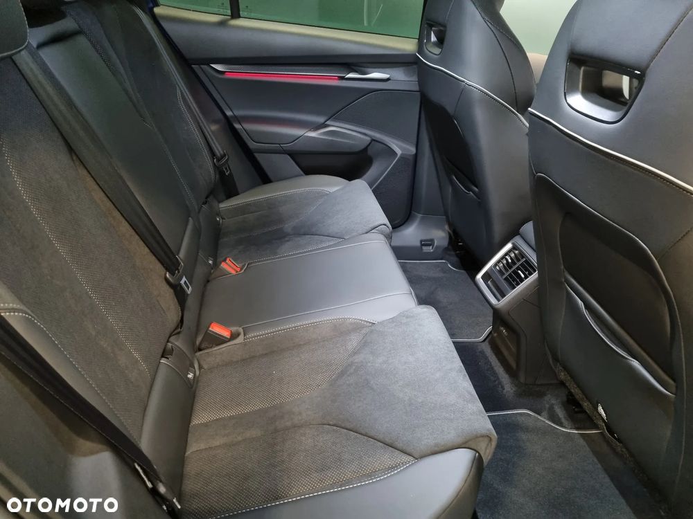 Skoda Elroq 60 63kWh Sportline - 14