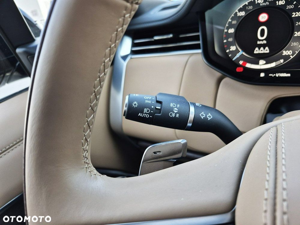 Land Rover Range Rover - 32