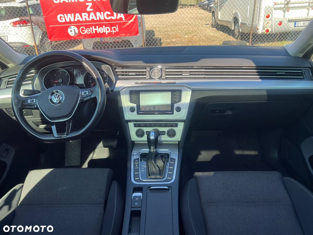 Volkswagen Passat - 9