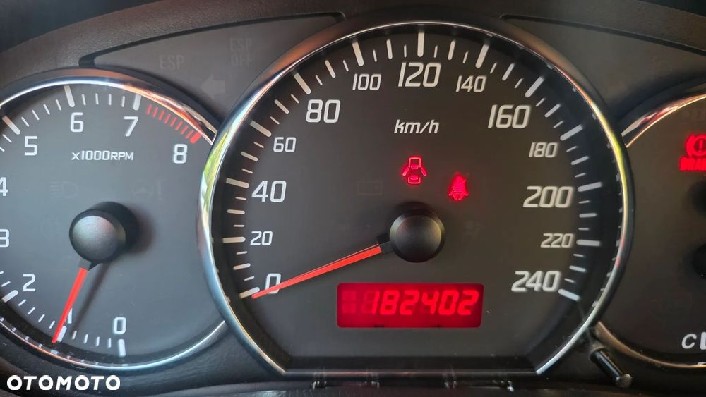 Suzuki Swift 1.6 Sport - 9